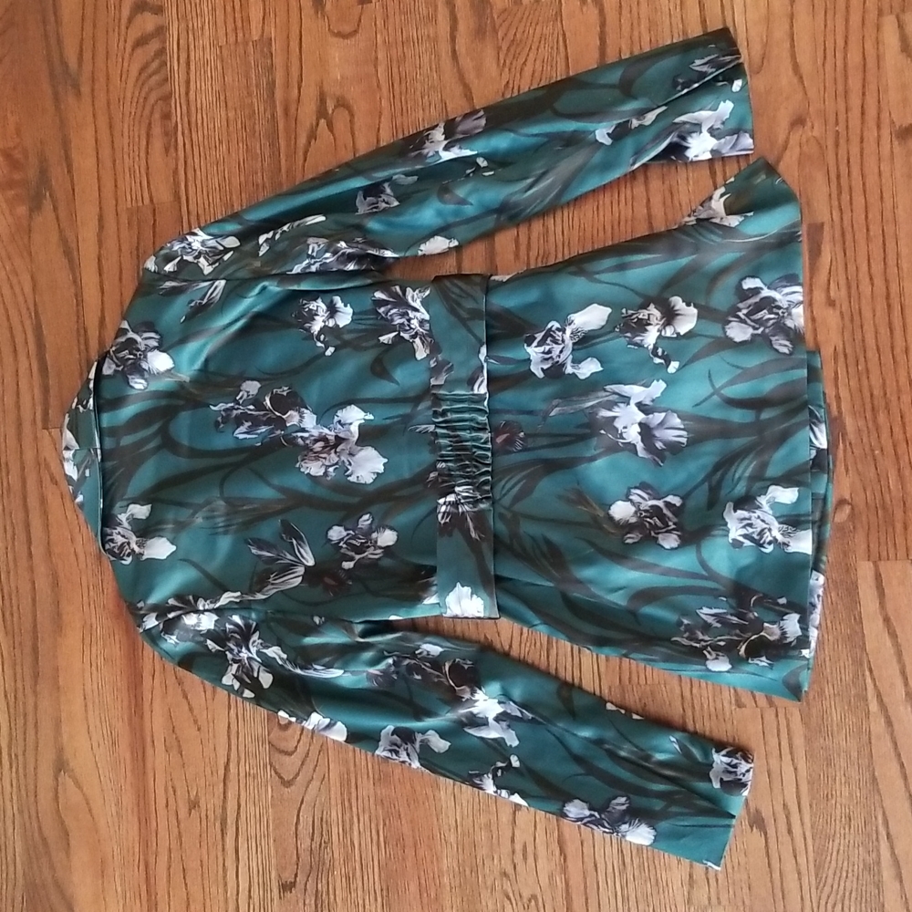 Belted Blazer - Picture 6 of 8
